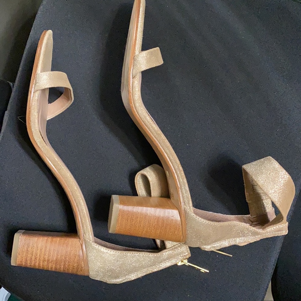 Joie gold shimmer heels